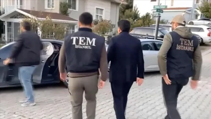 Ahmet Özer'in tutukluluk halinin devamına karar verildi! Kaç yıl hapis isteniyor? Gizli tanıktan olay iddia: Yüklü parayı bizzat teslim etti