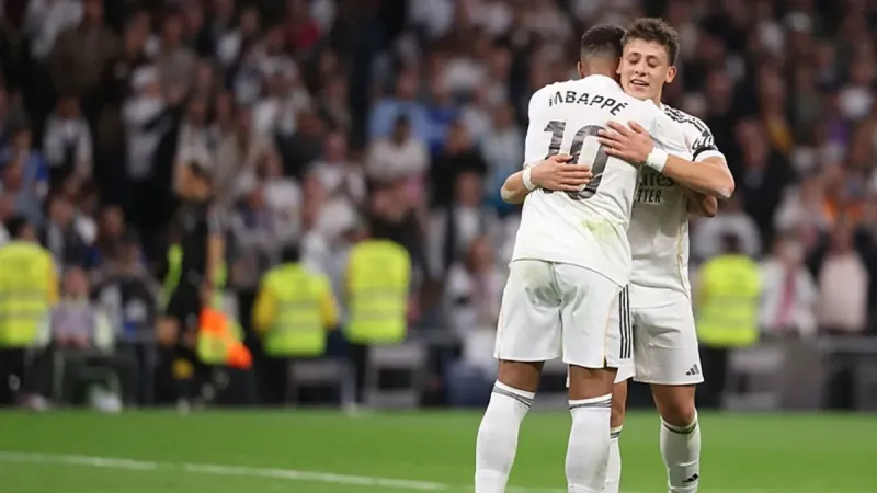 Arda Güler Mbappe Şov! Real Madrid Valencia'yı Ezdi Geçti!