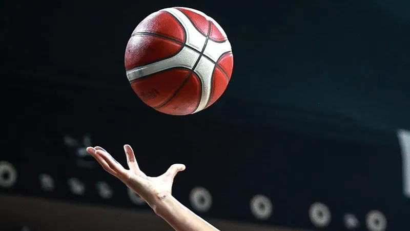 Beşiktaş Kadın Basketbol Takımında 10 oyuncuyla yollar ayrıldı