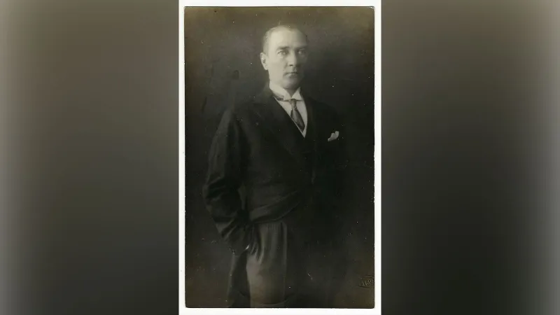 Atatürk'ün Hiç Görmediğiniz Fotoğrafları Ortaya Çıktı! Şok Detaylar!