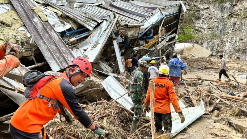 Can kaybı 248'e yükseldi; bölgeden kötü haberler geliyor