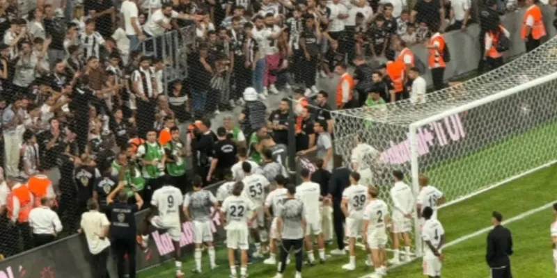 Beşiktaş'ta Şok Yenilgi! Taraftar Dolmabahçe'yi İnletti!