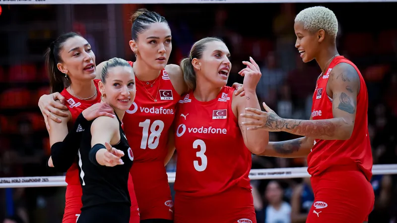 Filenin Sultanları Japonya'yı Devirecek mi? Yarı Final Heyecanı!