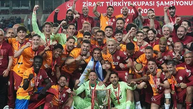 Galatasaray'dan Rekor Ciro! 48 Saatte 155 Milyon TL Kazanç!