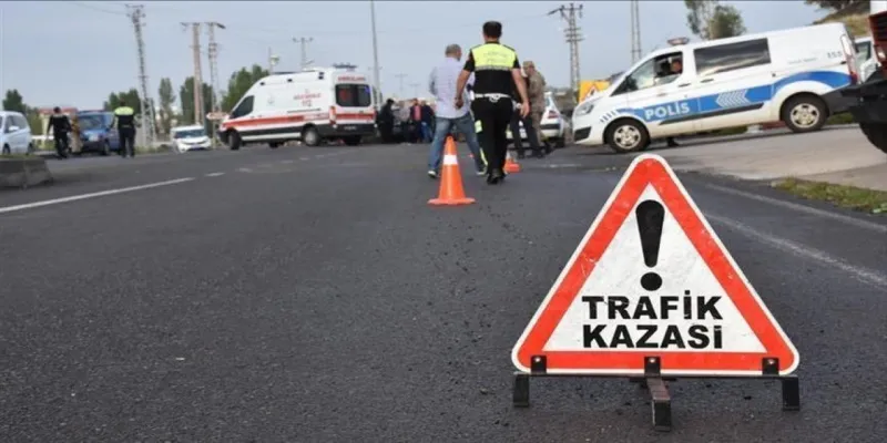 İki araç kazaya karıştı: 4 yaralı