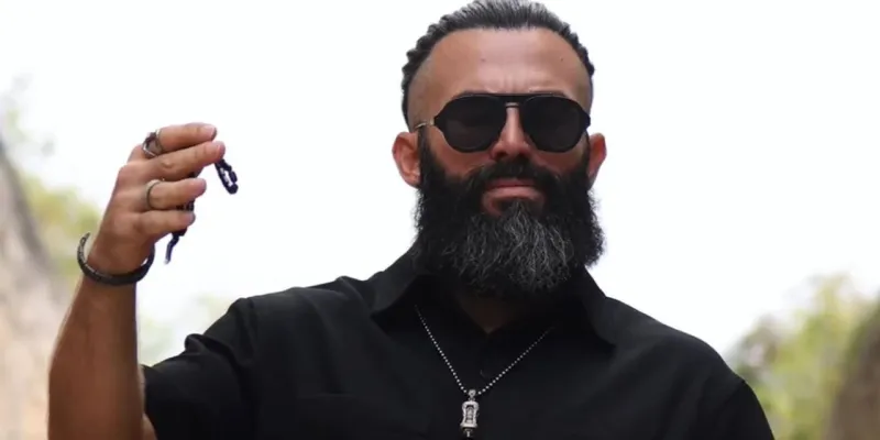 Turabi'den Şok Sözler: Kız Arkadaşına Kaçak Silah mı Aldı?