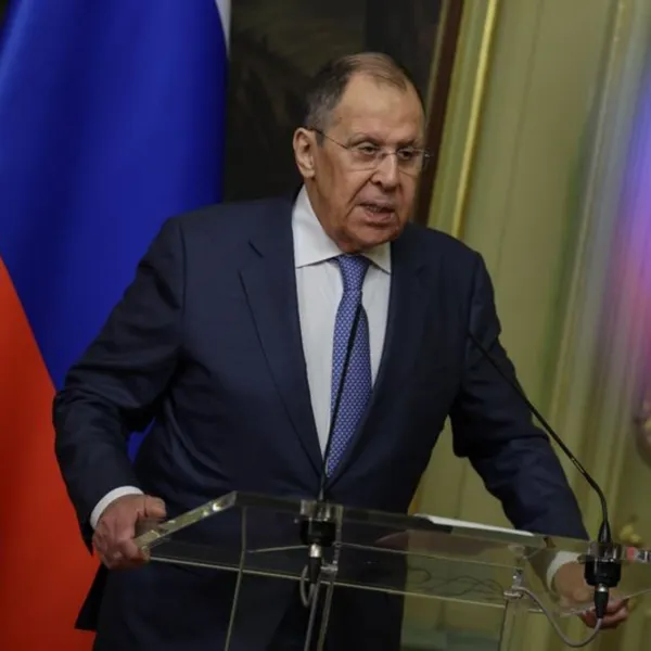 Lavrov: Trump baskı altında