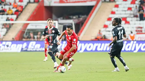 Ligde kalmayı garantileyen Antalyaspor'da yeni sezon hazırlıkları başladı