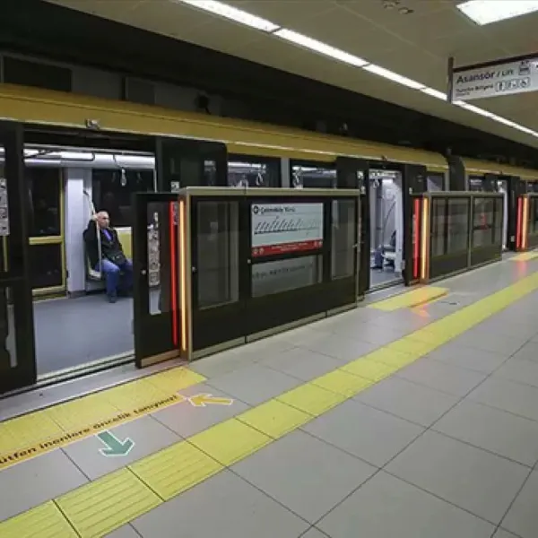 Bakırköy-Kayaşehir Metrosunda Korkunç Yangın! Sebebi Ne?