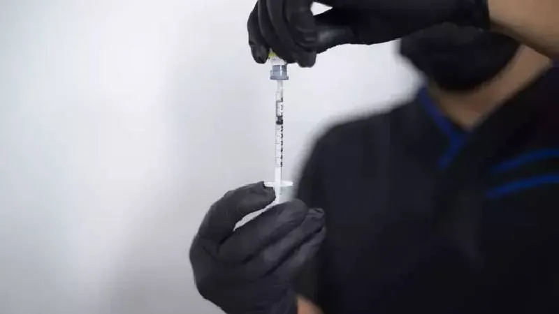 Botoks Faciası! Genç Kadın Felç Geçirdi, Hayatı Karardı