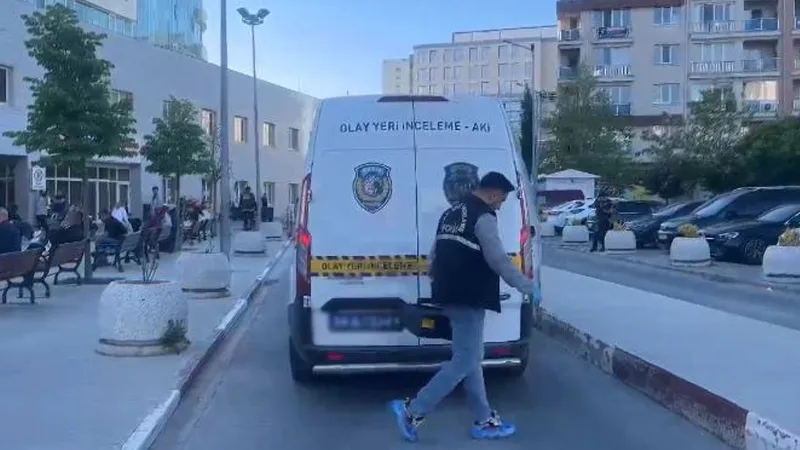 Büyükçekmece'de Kanlı Saldırı! Hastane Bahçesinde Silahlar Konuştu