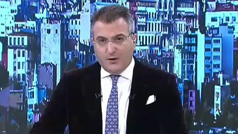 Cem Küçük, Berkay Gezgin'e 1 milyon verildiğini iddia etmişti: "Bu kadar kolay değil, hepimiz namusumuz için yaşıyoruz!"