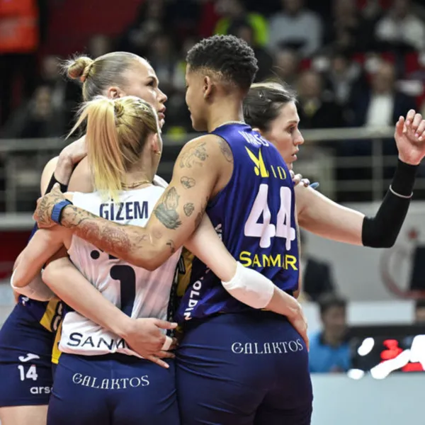Fenerbahçe Medicana derbide seriyi eşitledi!