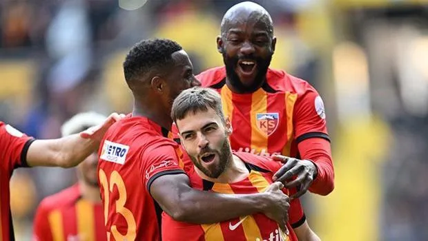 FIFA'dan Kayserispor'a Manzala için ödeme emri geldi