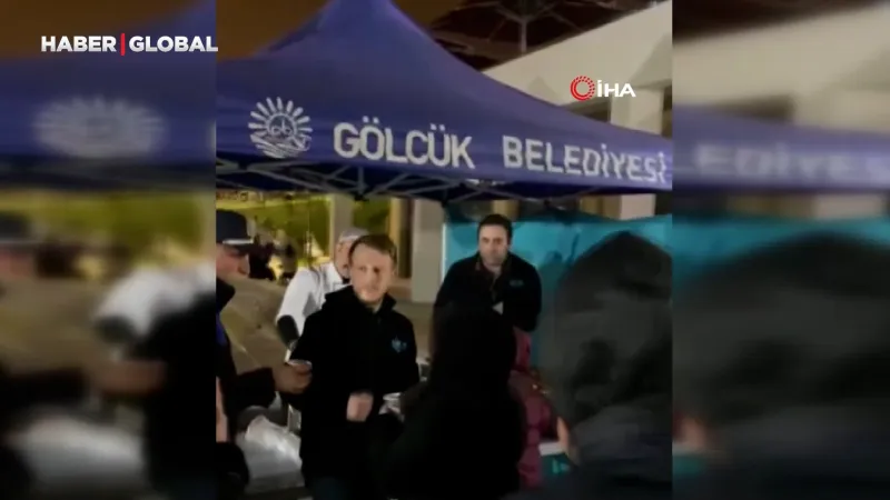 Gölcük'ten İstanbul'a yardım eli, gece boyu yardım ettiler