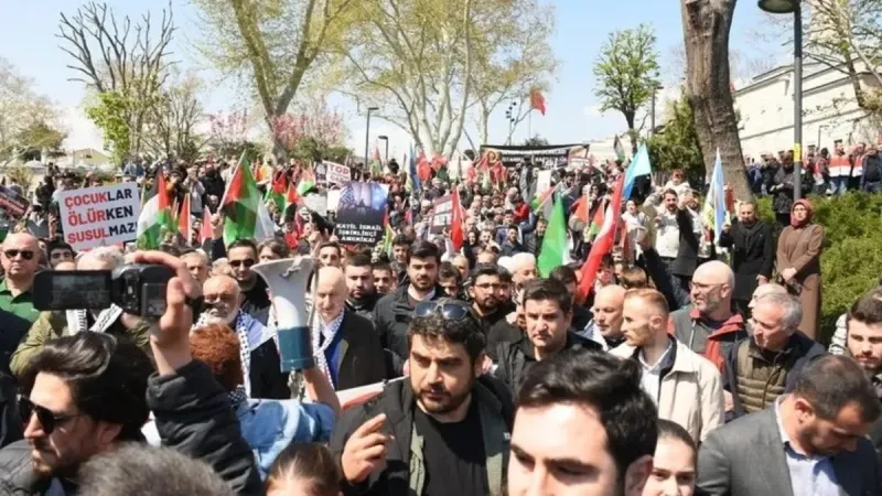 İstanbul Beyazıt'tan İslam dünyasın çağrı: Gazze ölüyor ayağa kalk