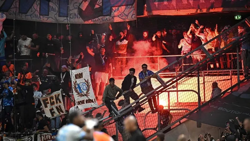 Le Havre-Marsilya Maçında Şok! Taraftarlar Sahaya mı İndi?