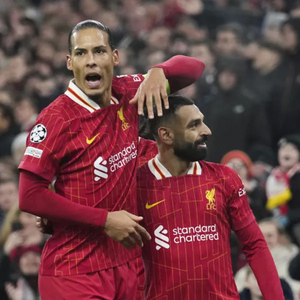 Liverpool adım adım şampiyonluğa!