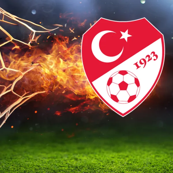 Fenerbahçe ve Galatasaray'a Şok Ceza! PFDK Kararları Açıklandı