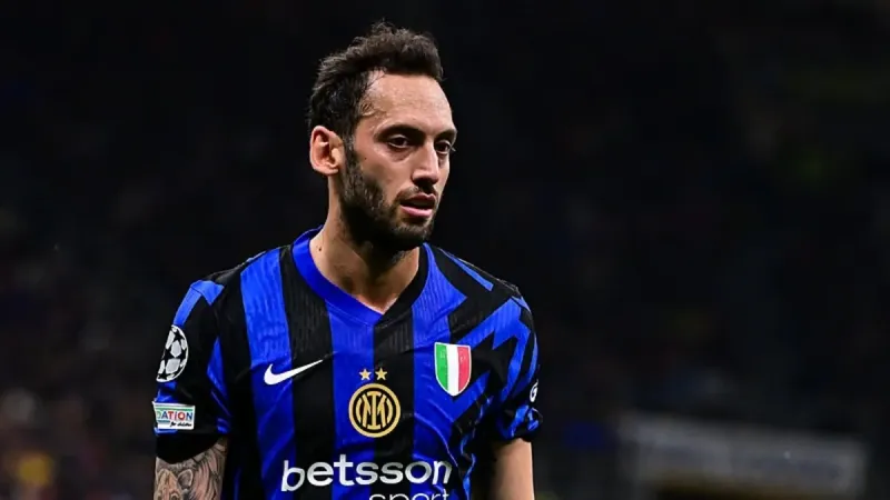 Simone Inzaghi'den Hakan Çalhanoğlu'na övgü!