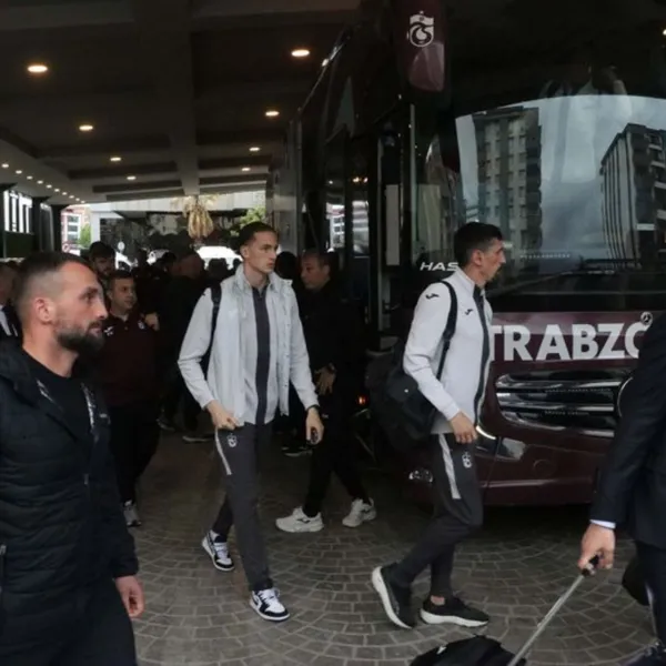 Trabzonspor Gaziantep'e Ulaştı! Kupa Finali İçin Geri Sayım Başladı
