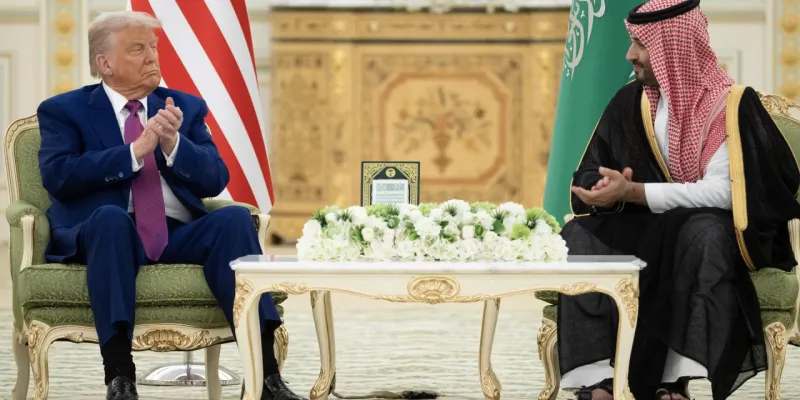 Trump ve Selman'dan Şok Anlaşma! "Sanırım Birbirimizi Seviyoruz"