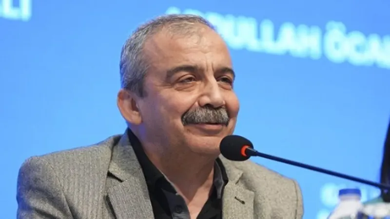 Türkiye'nin konuştuğu görüşmede ne konuşuldu? Bekir Bozdağ A Haber'de açıkladı: Erdoğan'ın çocuk sorusu Önder'in cevabı gülümsetti
