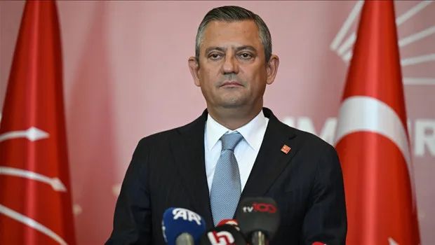 Özgür Özel'den Komisyon Eleştirisi: Düzenlemeler Neden Bekliyor?