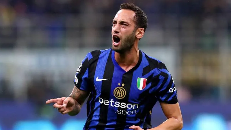 Serhat Akın duyurdu: Hakan Çalhanoğlu Galatasaray'ı açıkladı!