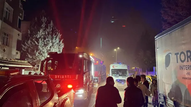 Taşındığı evdeki ilk günde çıkan yangında ağır yaralandı