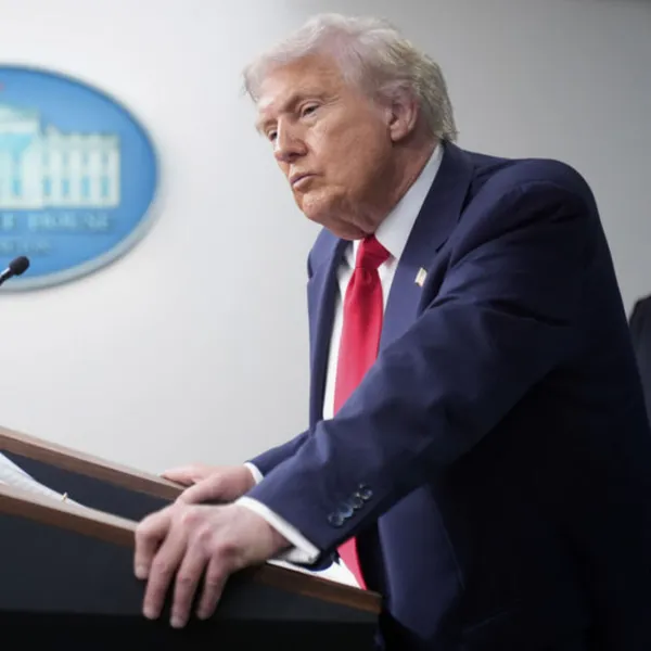 Trump'tan Çin'e Şok Vergi! %100'lük Tarife Savaş İlanı mı?