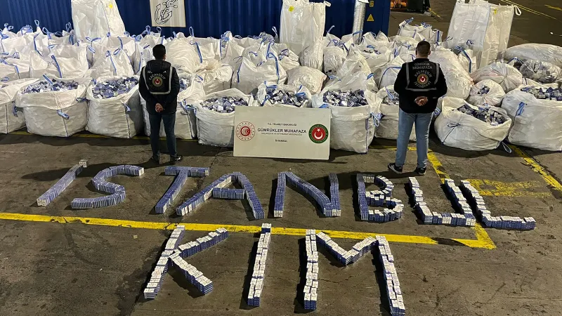 Yalıtım malzemeleri arasına gizlenmiş! 394 bin 117 paket kaçak sigara ele geçirildi